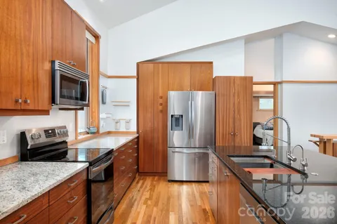 $825,000 | 521 Wood Thrush Court, Arden, NC 28704