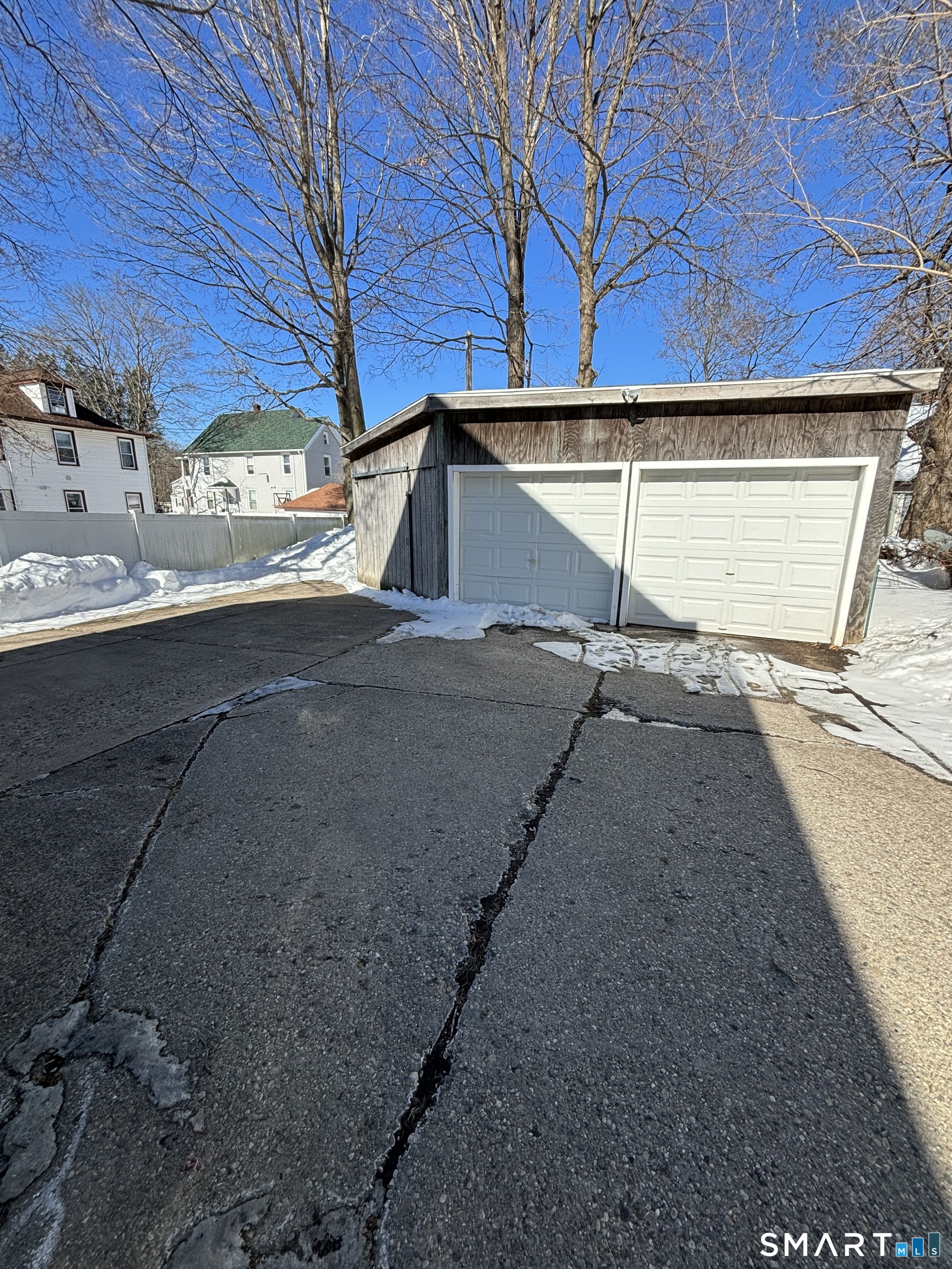 11 Roberts Street, Unit 2 Bristol, CT 06010 - Photo 2 of 10