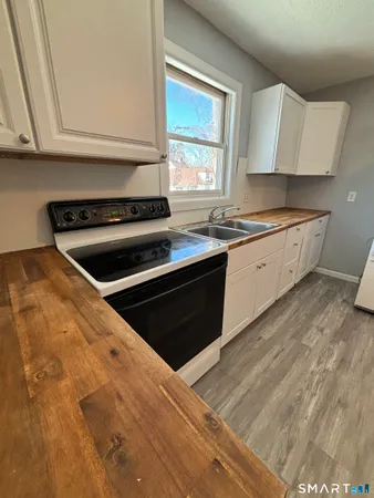 $1,500 | 11 Roberts Street, Unit 2, Bristol, CT 06010