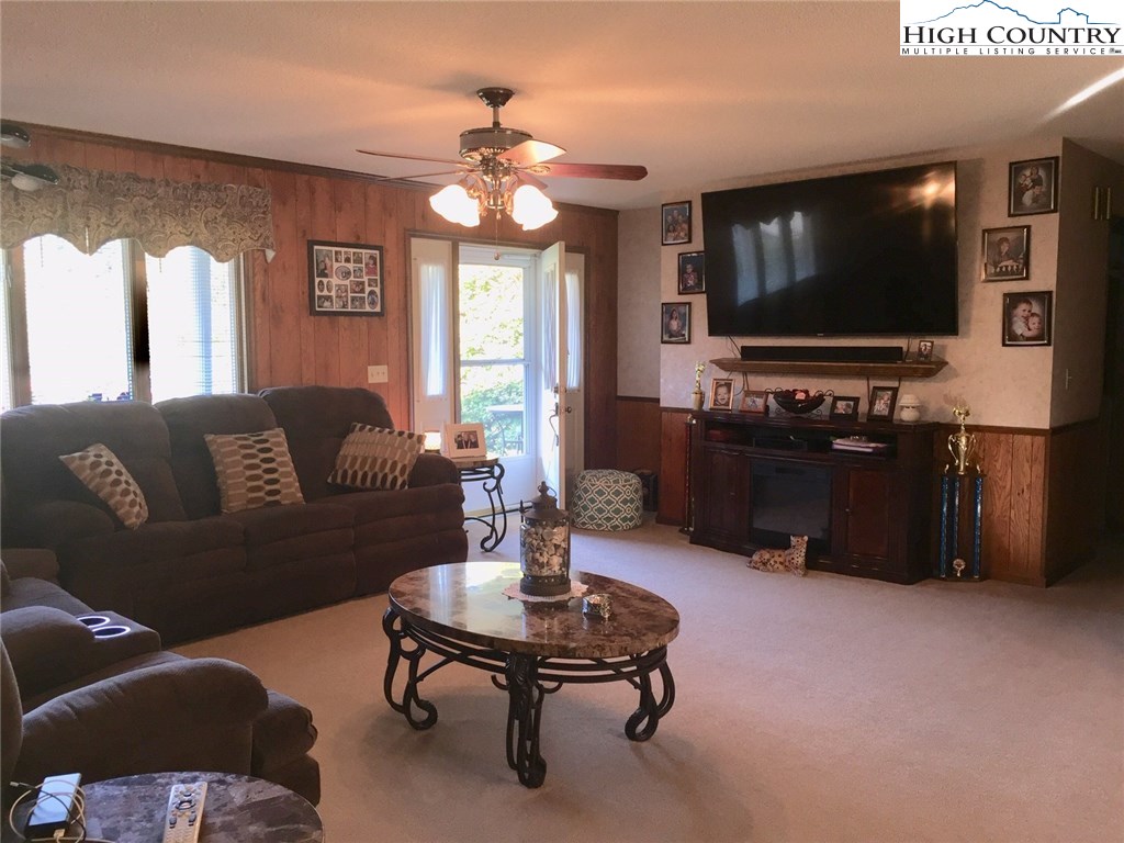 153 Perry Road West Jefferson, NC 28694 - Photo 13 of 36 Gallery Image 13