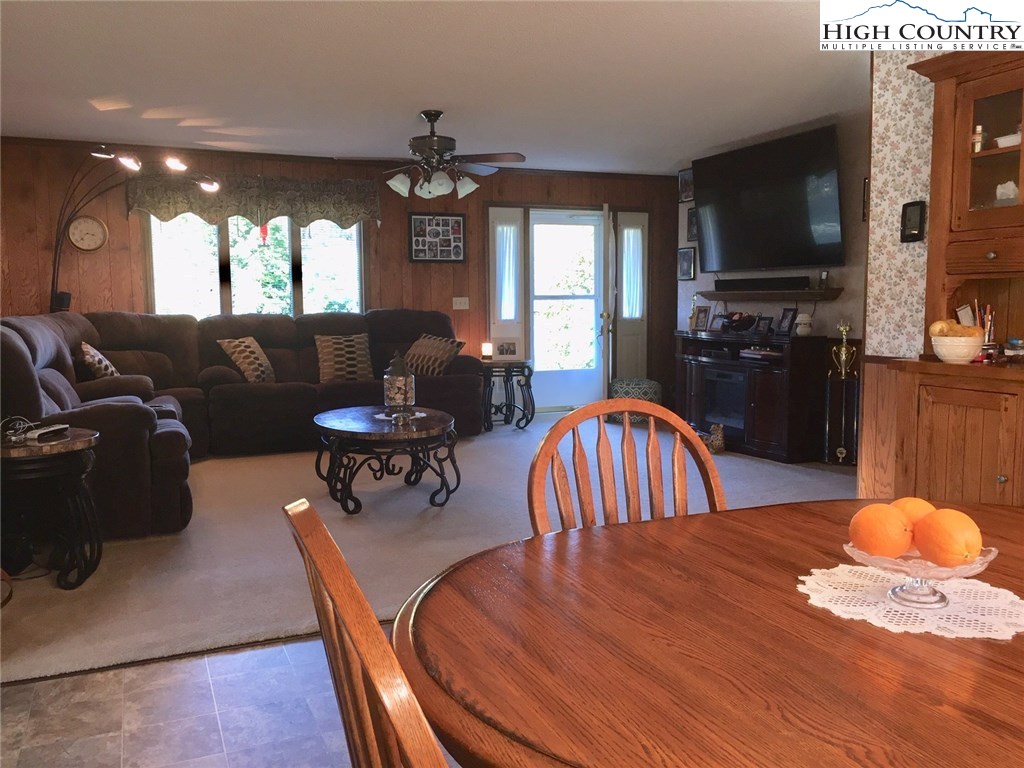 153 Perry Road West Jefferson, NC 28694 - Photo 14 of 36 Gallery Image 14