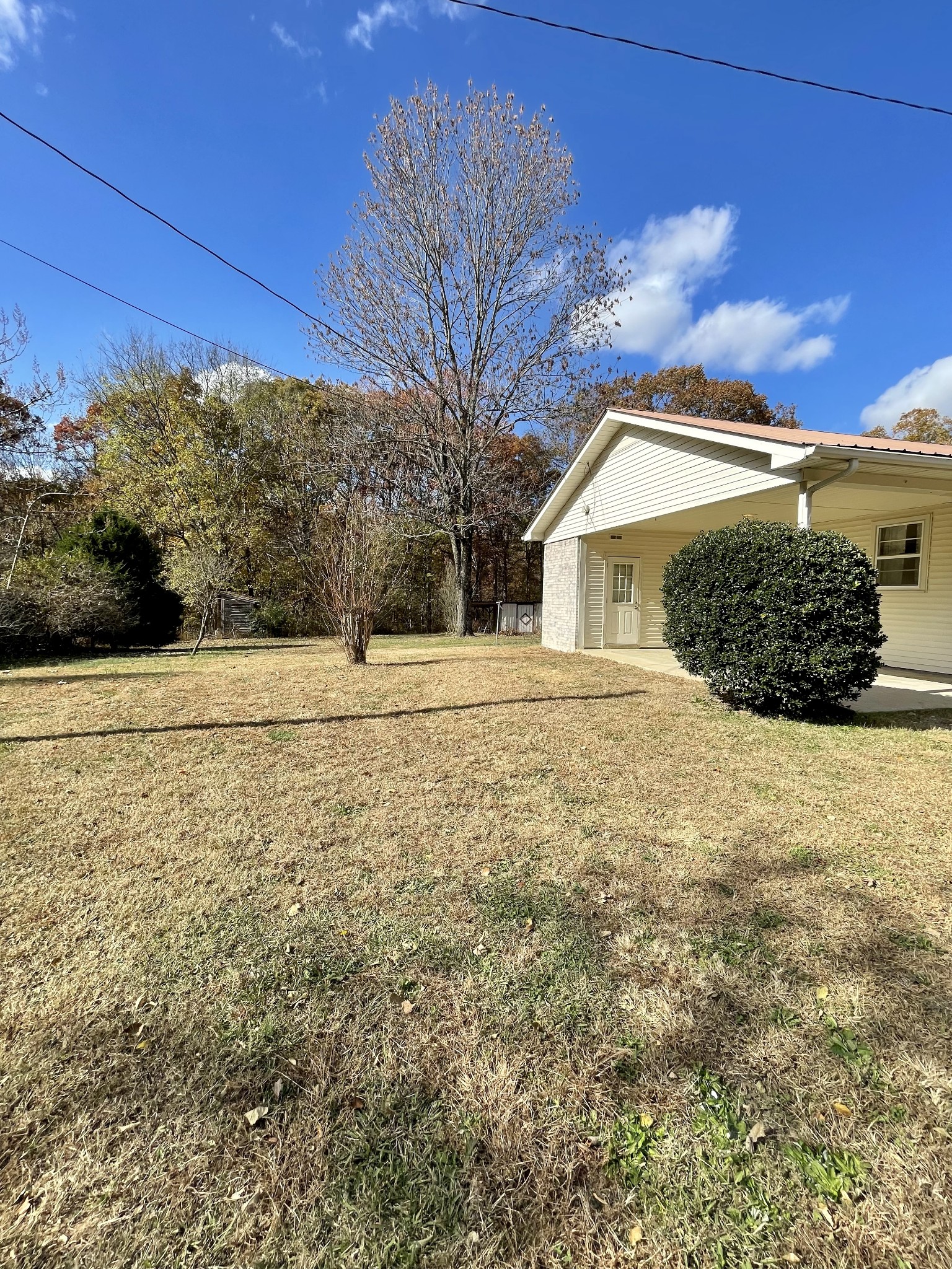 8373 Bakerville Road Waverly, TN 37185 - Photo 4 of 31 Gallery Image 4