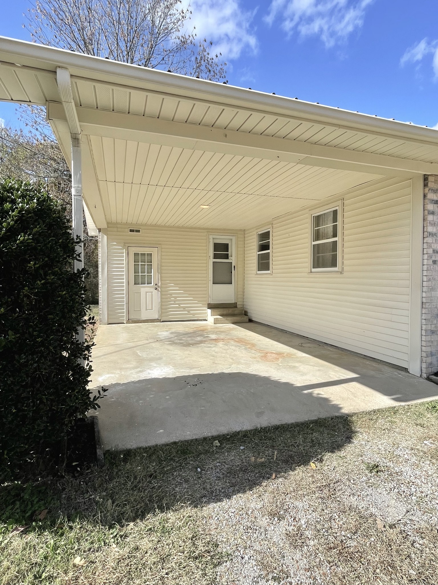 8373 Bakerville Road Waverly, TN 37185 - Photo 5 of 31 Gallery Image 5