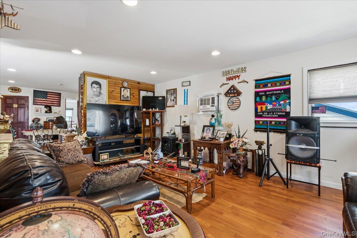 102-16 164th Road Queens, NY 11414 - Photo 24 of 29 top unit living room