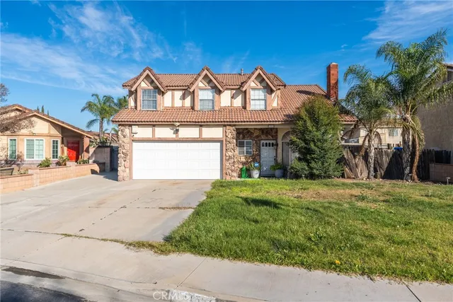 $595,000 | 11557 Oakwood Drive, Fontana, CA 92337