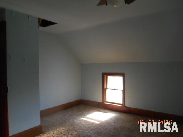 128 East 5th Street Bennett, IA 52721 - Photo 3 of 13 Gallery Image 3