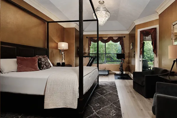 $2,750,000 | 36 Golden Scroll Circle, The Woodlands, TX 77382