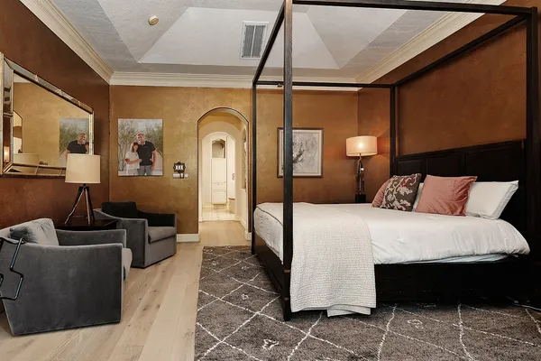 $2,750,000 | 36 Golden Scroll Circle, The Woodlands, TX 77382