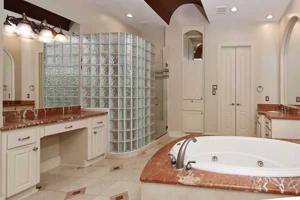 $2,750,000 | 36 Golden Scroll Circle, The Woodlands, TX 77382