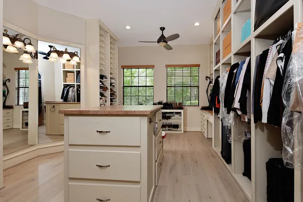 $2,750,000 | 36 Golden Scroll Circle, The Woodlands, TX 77382