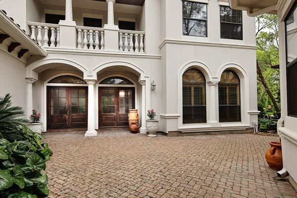 $2,750,000 | 36 Golden Scroll Circle, The Woodlands, TX 77382
