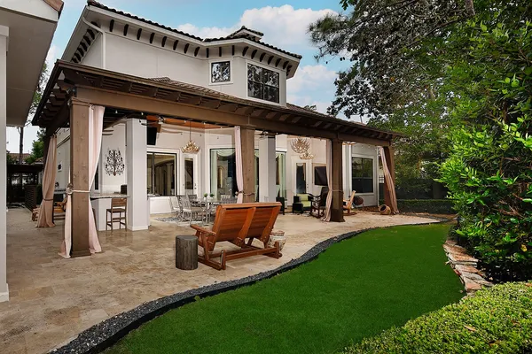 $2,750,000 | 36 Golden Scroll Circle, The Woodlands, TX 77382