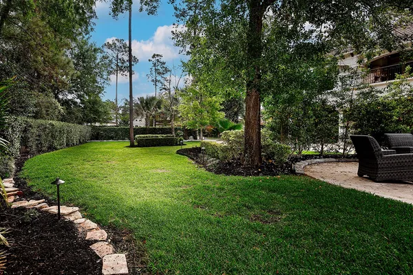 $2,750,000 | 36 Golden Scroll Circle, The Woodlands, TX 77382