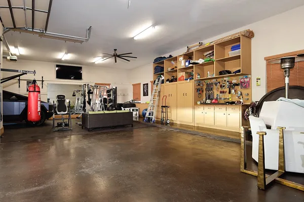 $2,750,000 | 36 Golden Scroll Circle, The Woodlands, TX 77382