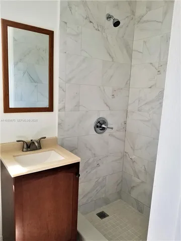 $1,700 | 48 Northwest 23rd Avenue, Unit 46, Miami, FL 33125