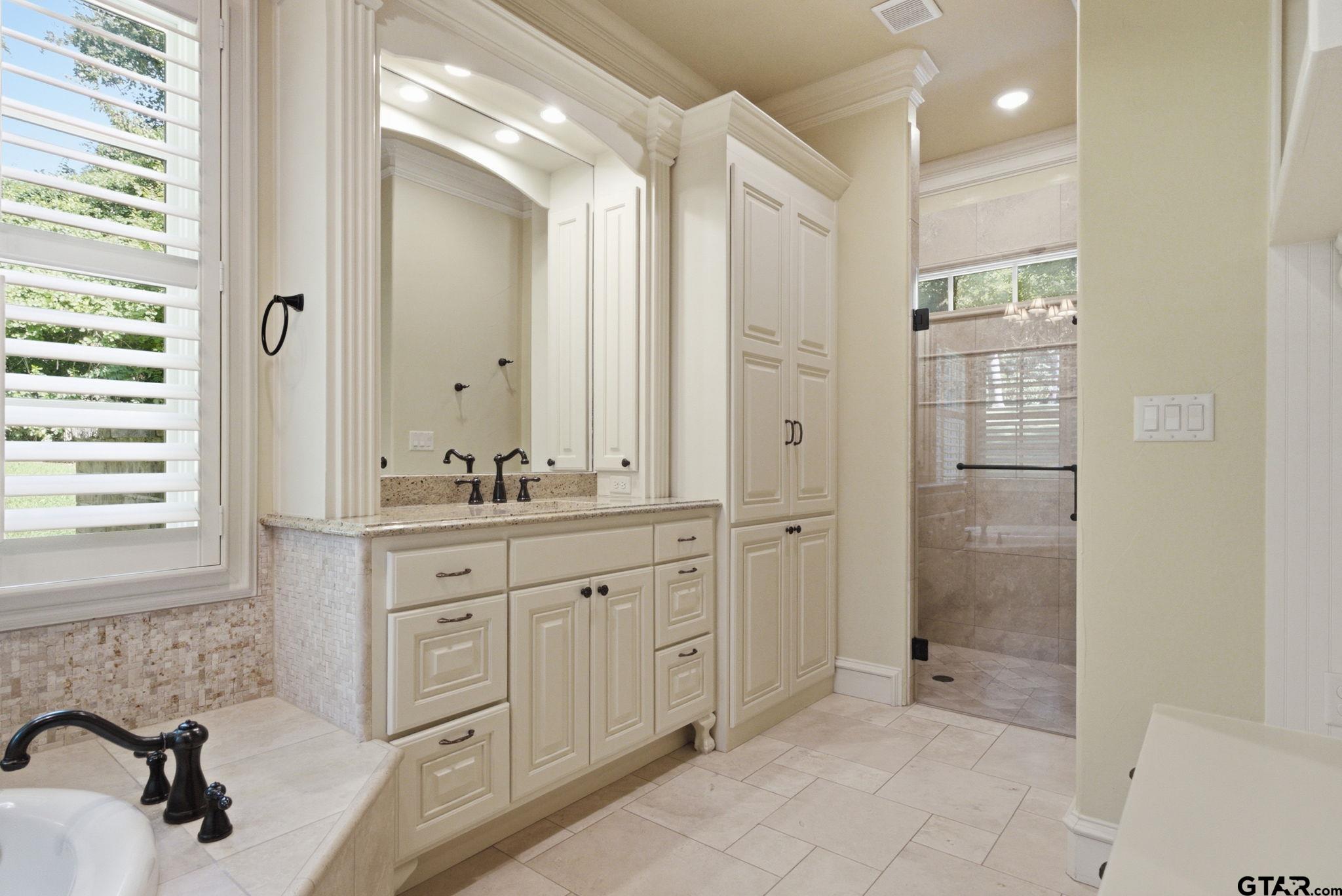 3312 Ridge Bluff Circle Tyler, TX 75707 - Photo 23 of 47 Gallery Image 23