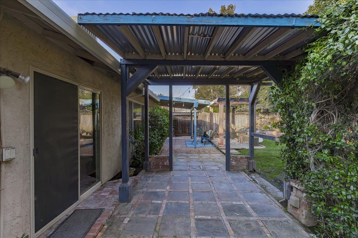 6334 Appian Way Carmichael, CA 95608 - Photo 41 of 44