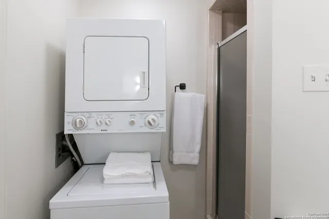 $255,000 | 4001 North New Braunfels Avenue, Unit 306, San Antonio, TX 78209