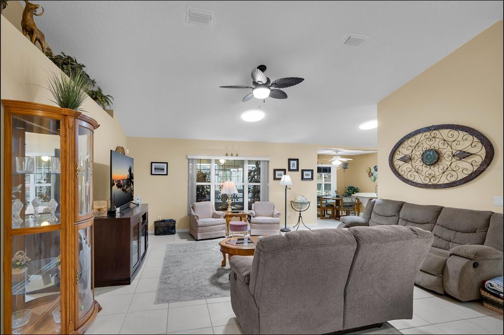5193 Southwest 110th Place Ocala, FL 34476 - Photo 5 of 39