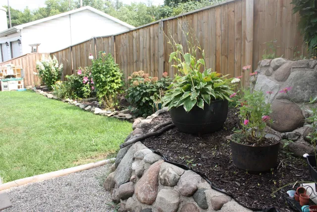 $209,900 | 614 North Riverside Drive, Winamac, IN 46996