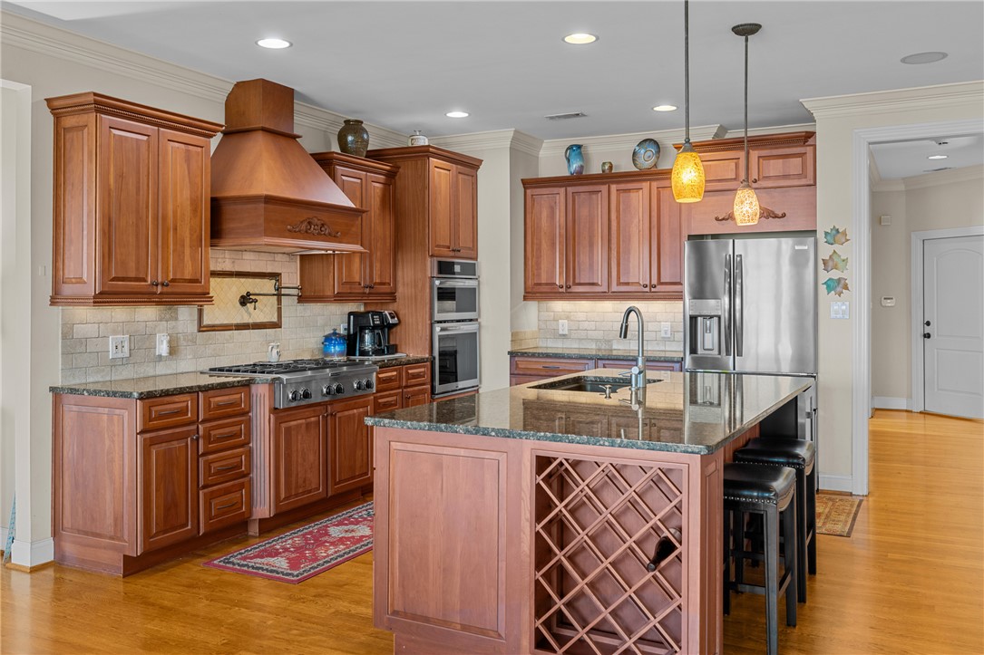 729 Navigator's Point, Unit POINTE Seneca, SC 29672 - Photo 15 of 48