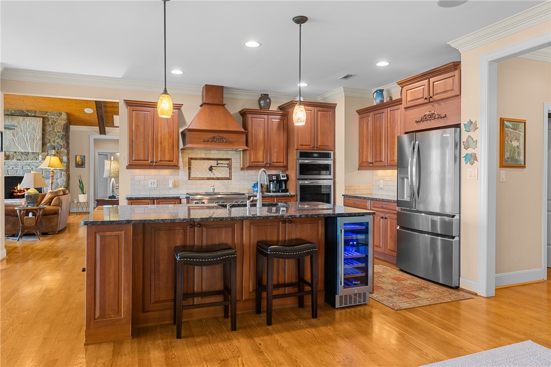 729 Navigator's Point, Unit POINTE Seneca, SC 29672 - Photo 16 of 48