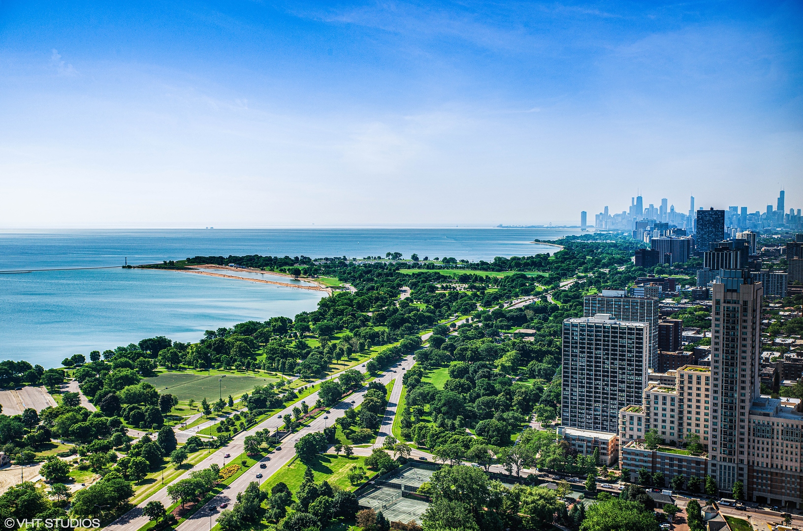 5415 North Sheridan Road, Unit 5305 Chicago, IL 60640 - Photo 10 of 16 an aerial view of a city