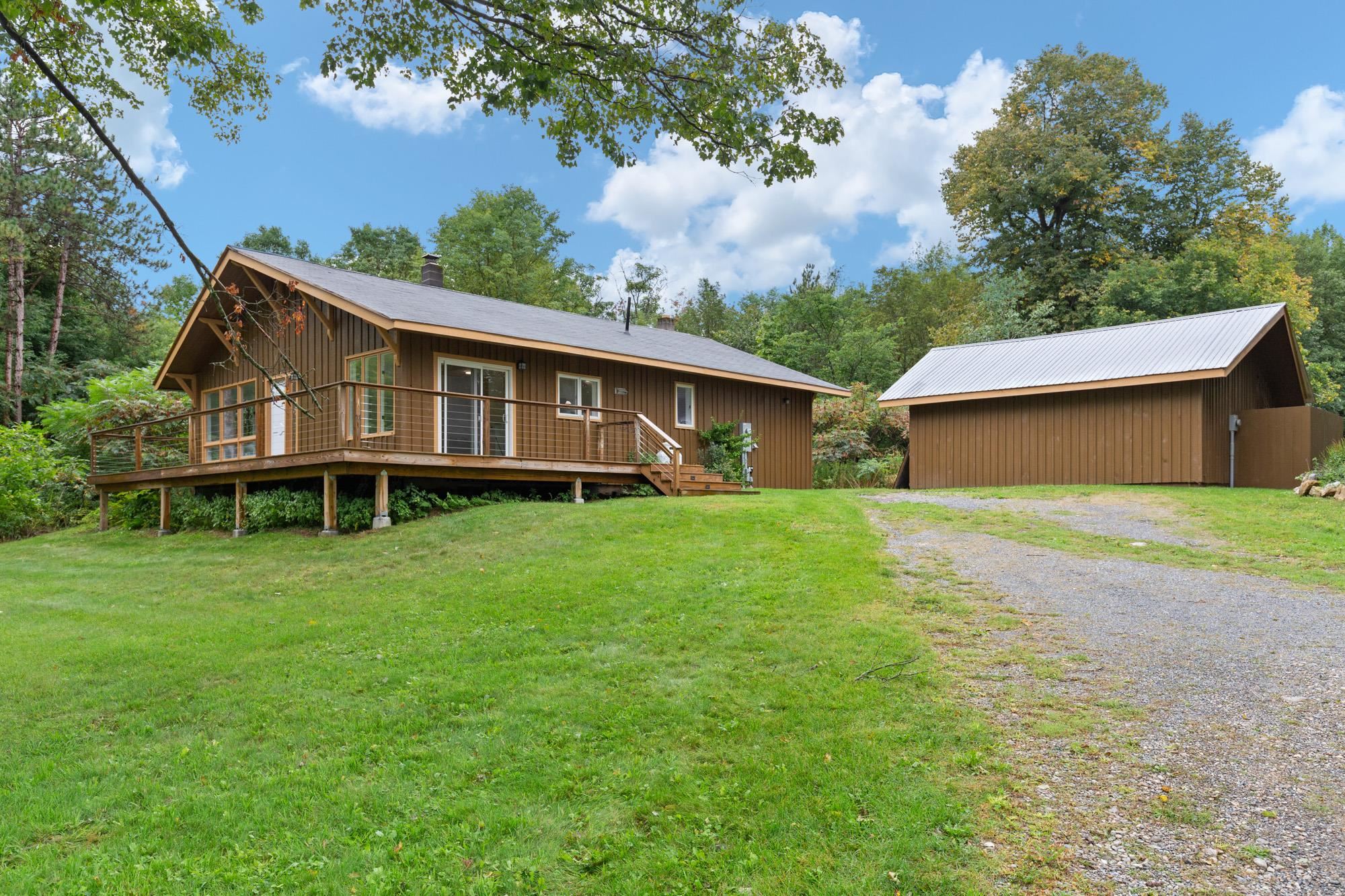 542 Lower Notch Road Bristol, VT 05443 - Photo 2 of 40