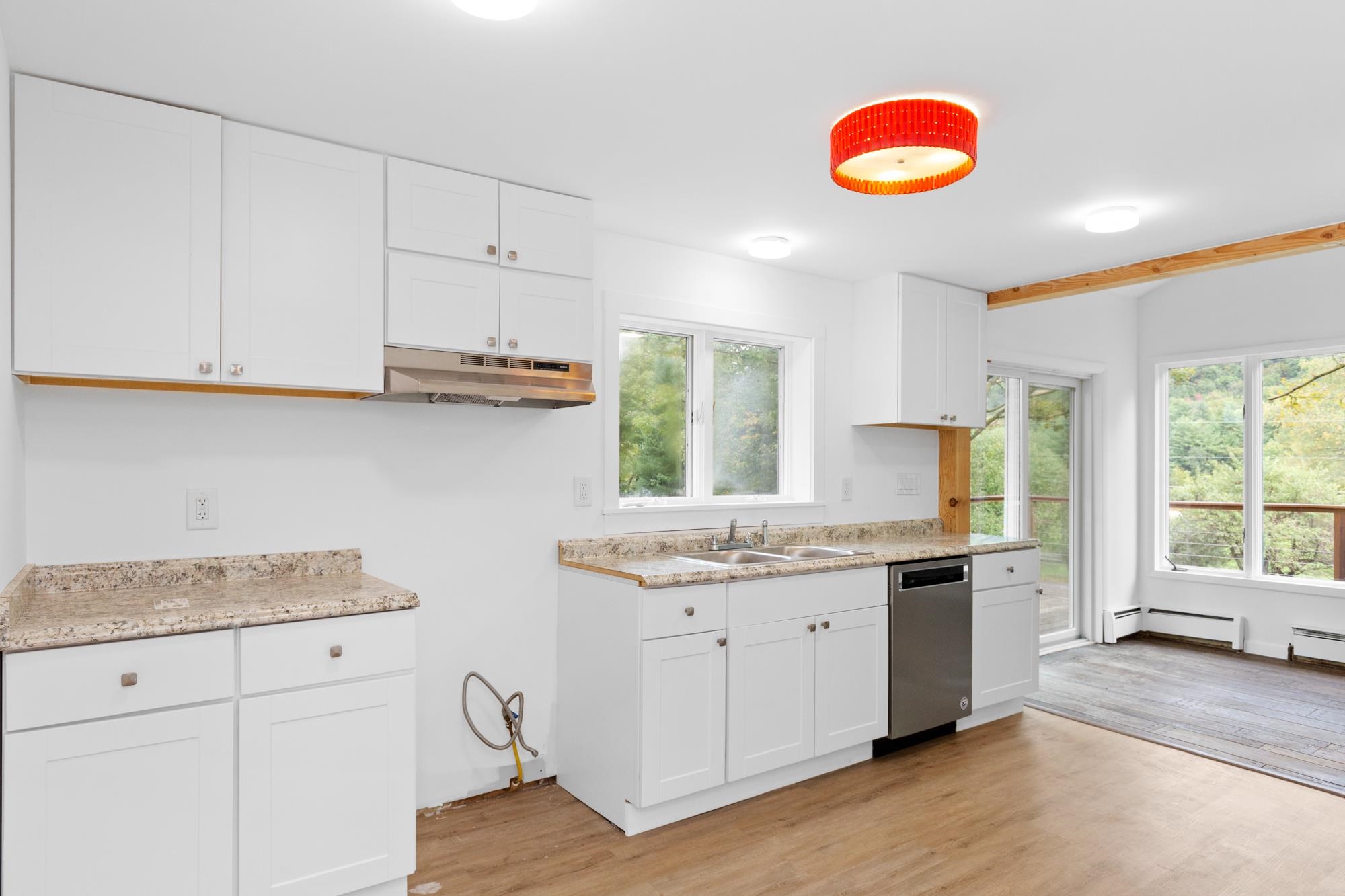 542 Lower Notch Road Bristol, VT 05443 - Photo 4 of 40