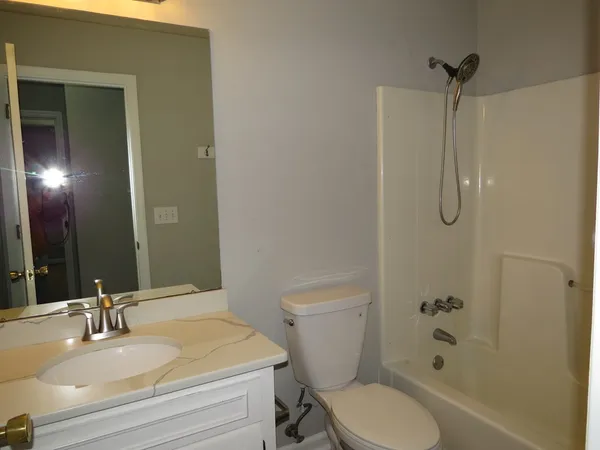 $2,000 | 673 Lee Road 0959, Smiths Station, AL 36877