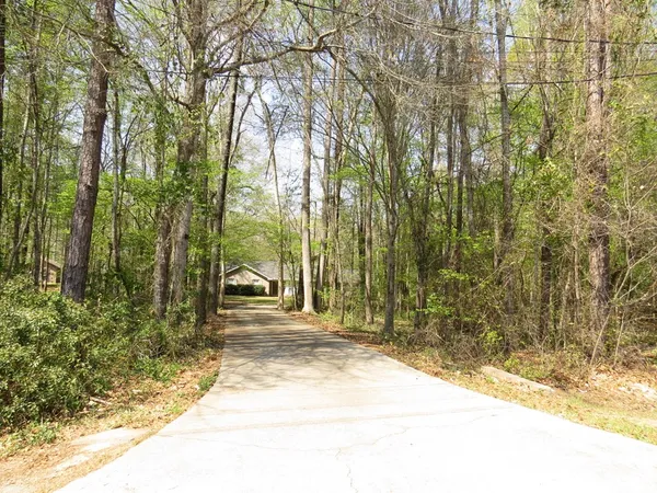 $2,000 | 673 Lee Road 0959, Smiths Station, AL 36877