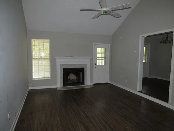 $2,000 | 673 Lee Road 0959, Smiths Station, AL 36877