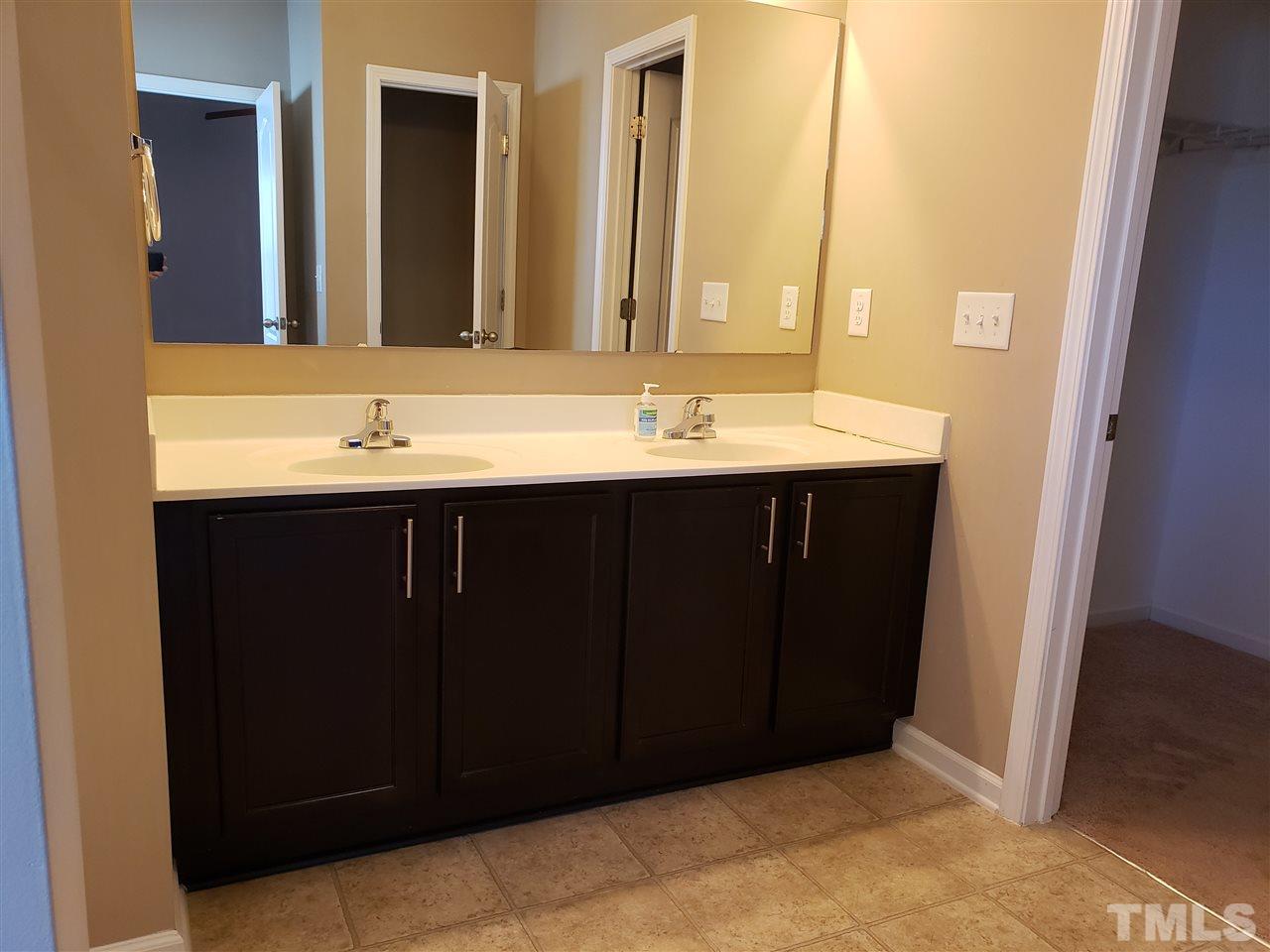 6348 Slopeside Court Raleigh, NC 27610 - Photo 17 of 22