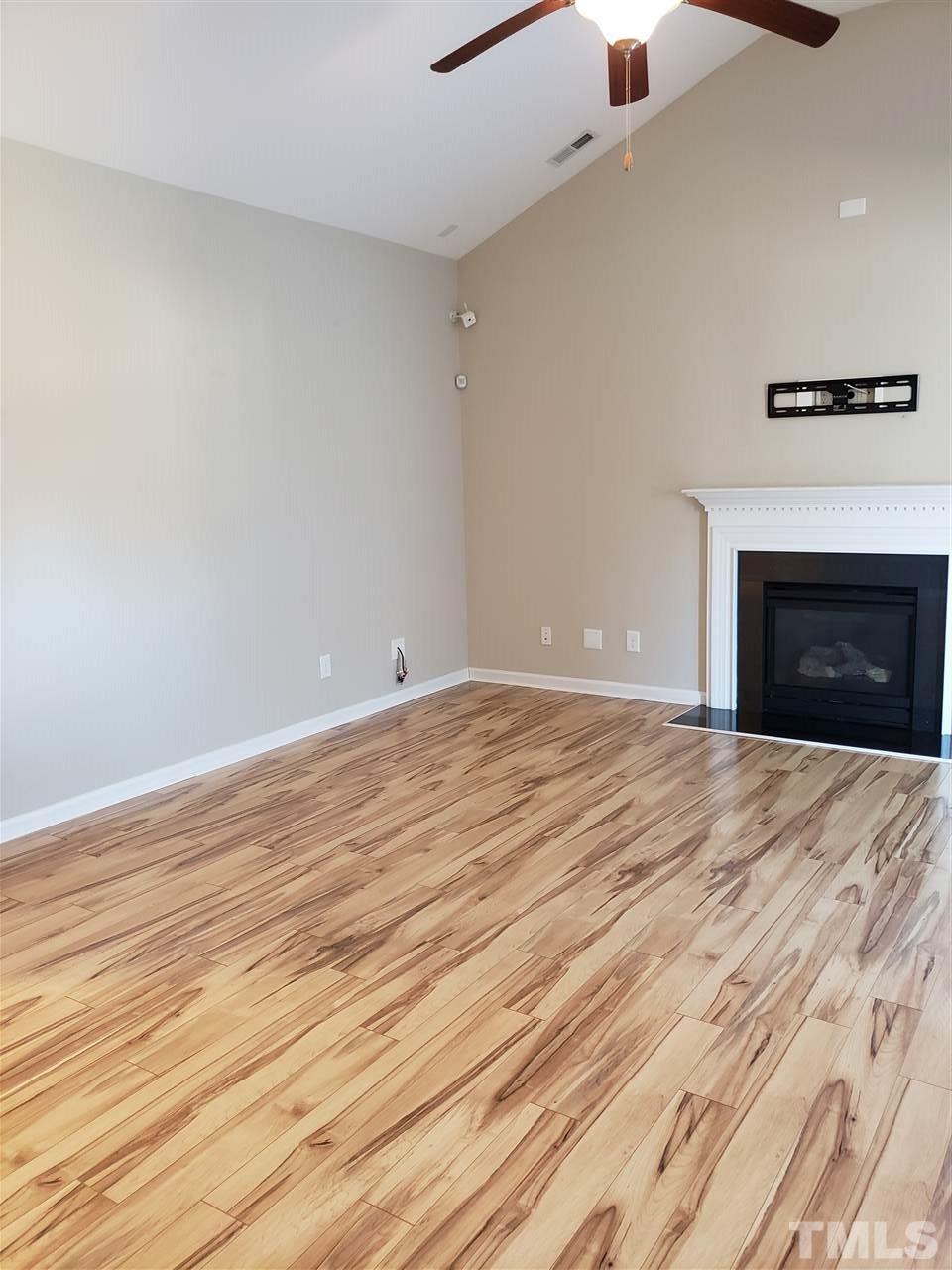 6348 Slopeside Court Raleigh, NC 27610 - Photo 7 of 22