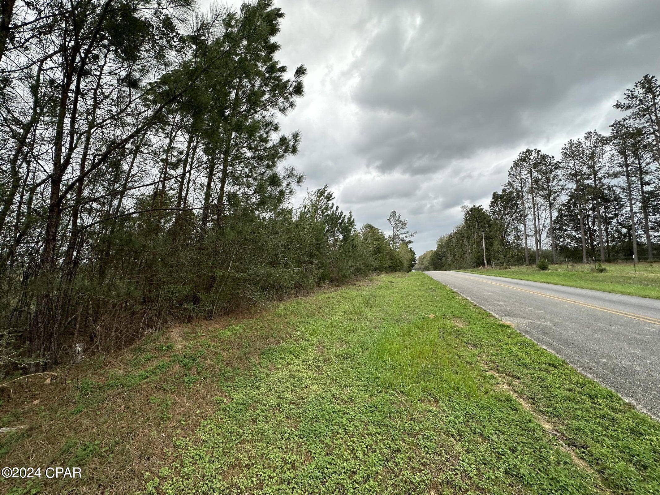 6201 8 Eight Mile Cemetery Road, Unit 1 DeFuniak Springs, FL 32433 - Photo 1 of 5 Gallery Image 1