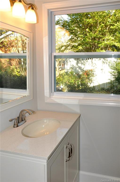 4027 Woodleaf Road Charlotte, NC 28205 - Photo 14 of 22 Gallery Image 14