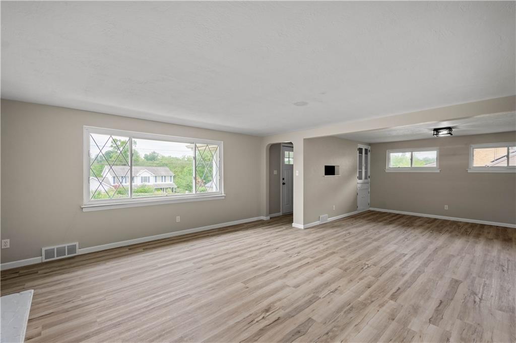 4198 Battle Ridge Road McDonald, PA 15057 - Photo 8 of 26 Gallery Image 8