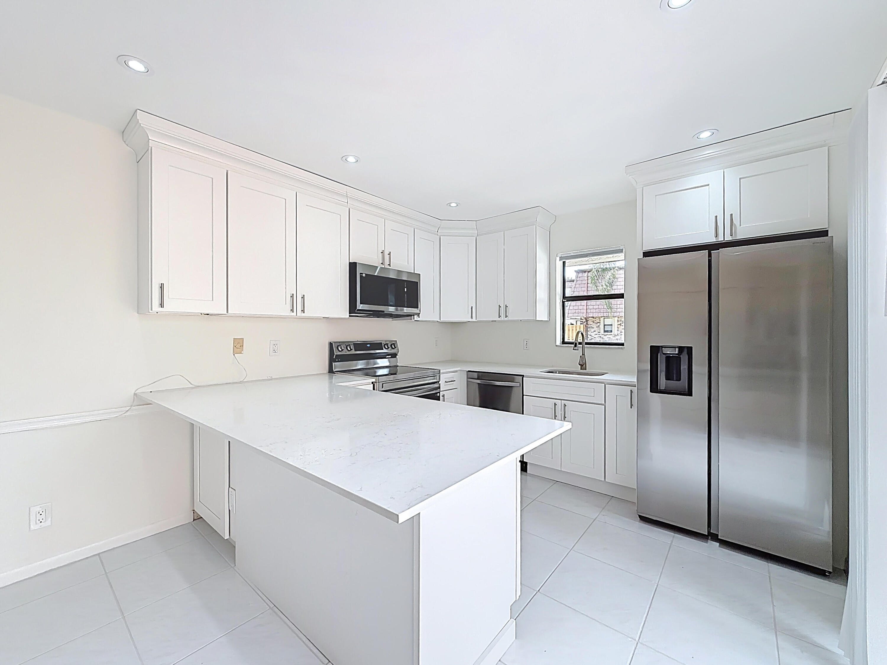 7496 Courtyard Run East, Unit 35 Boca Raton, FL 33433 - Photo 20 of 57 20