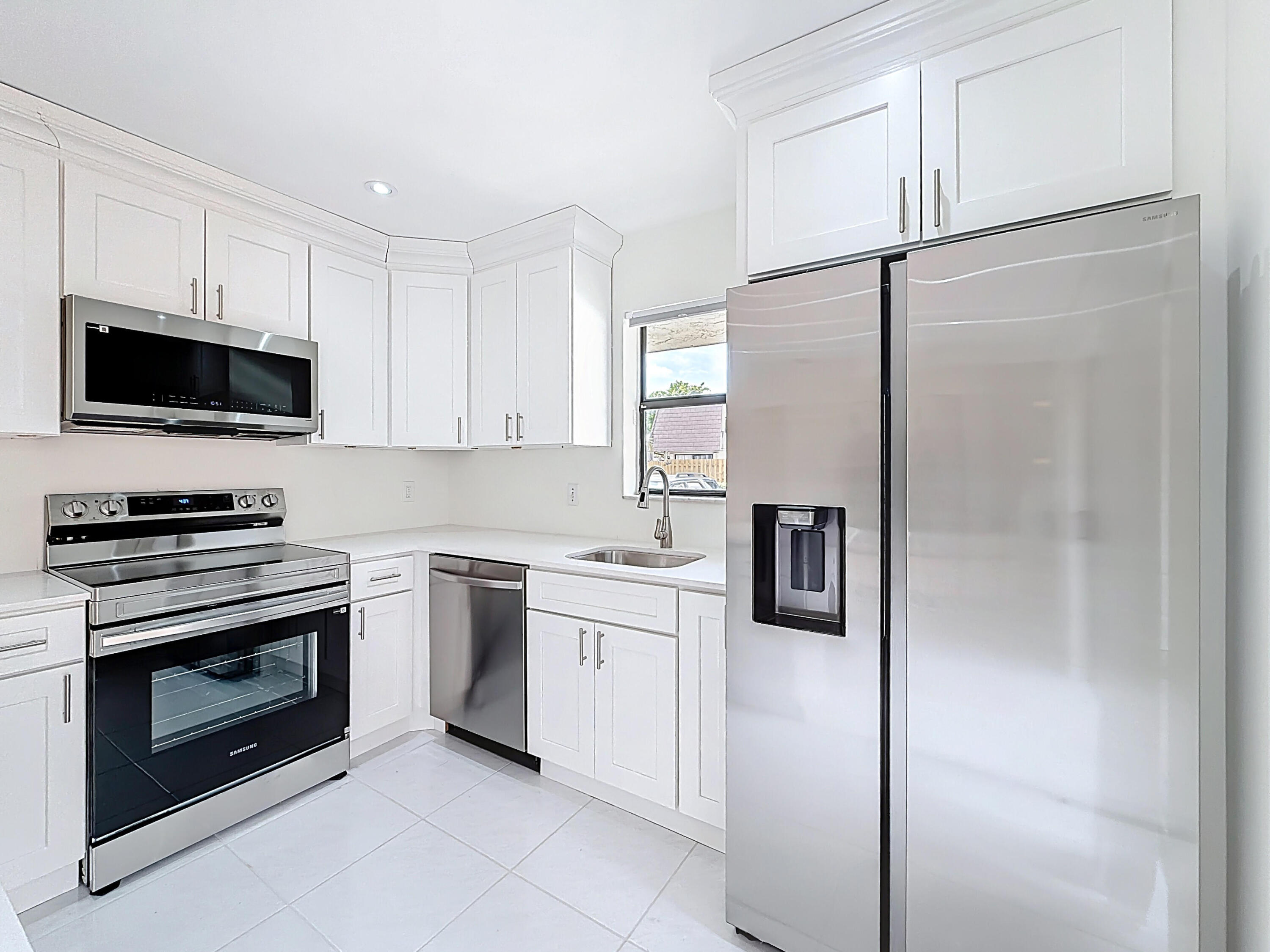 7496 Courtyard Run East, Unit 35 Boca Raton, FL 33433 - Photo 21 of 57 21