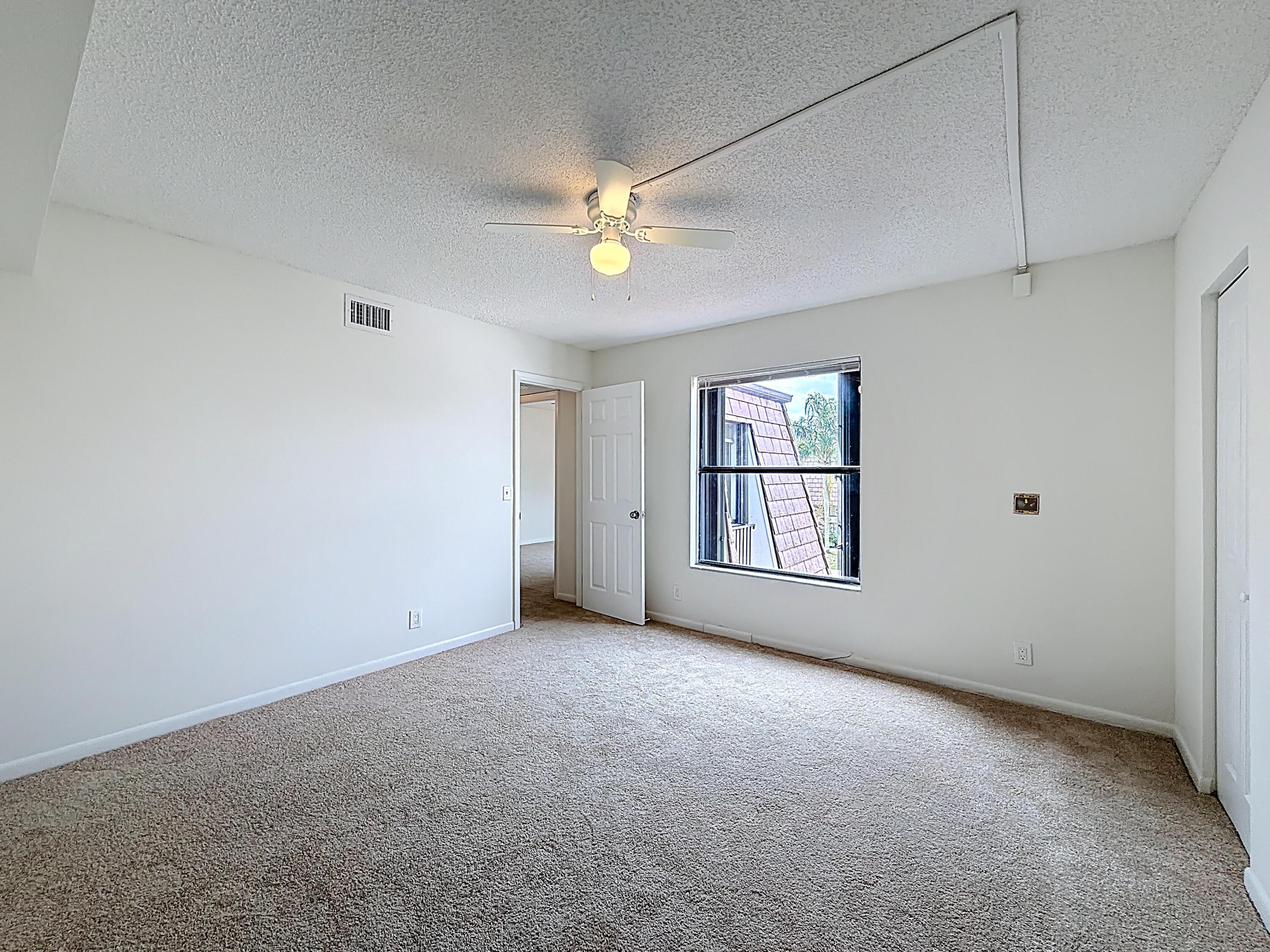 7496 Courtyard Run East, Unit 35 Boca Raton, FL 33433 - Photo 36 of 57 36