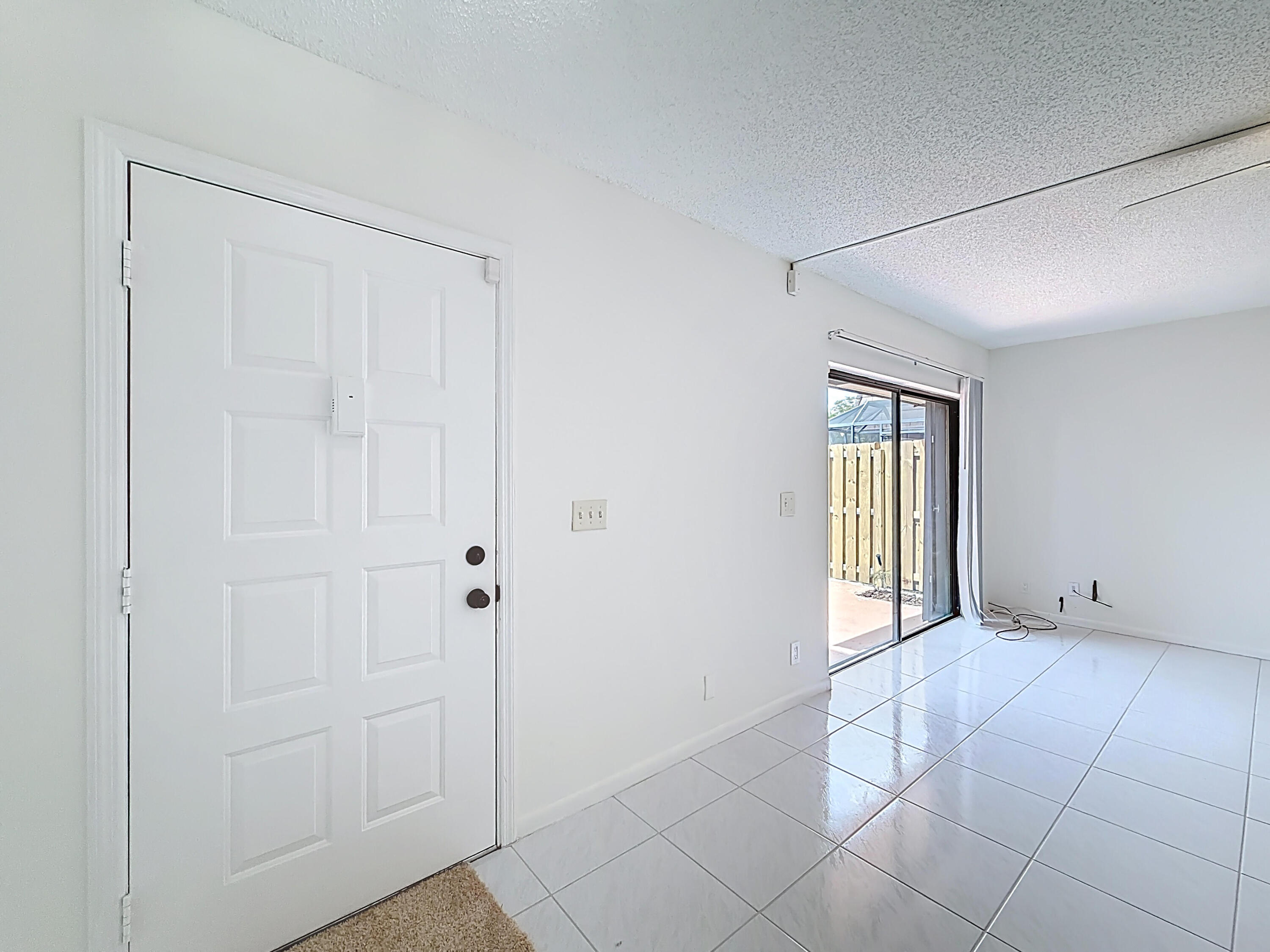 7496 Courtyard Run East, Unit 35 Boca Raton, FL 33433 - Photo 8 of 57 8