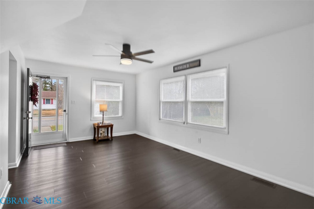 3403 West Weaver Road Hampton, VA 23666 - Photo 7 of 39