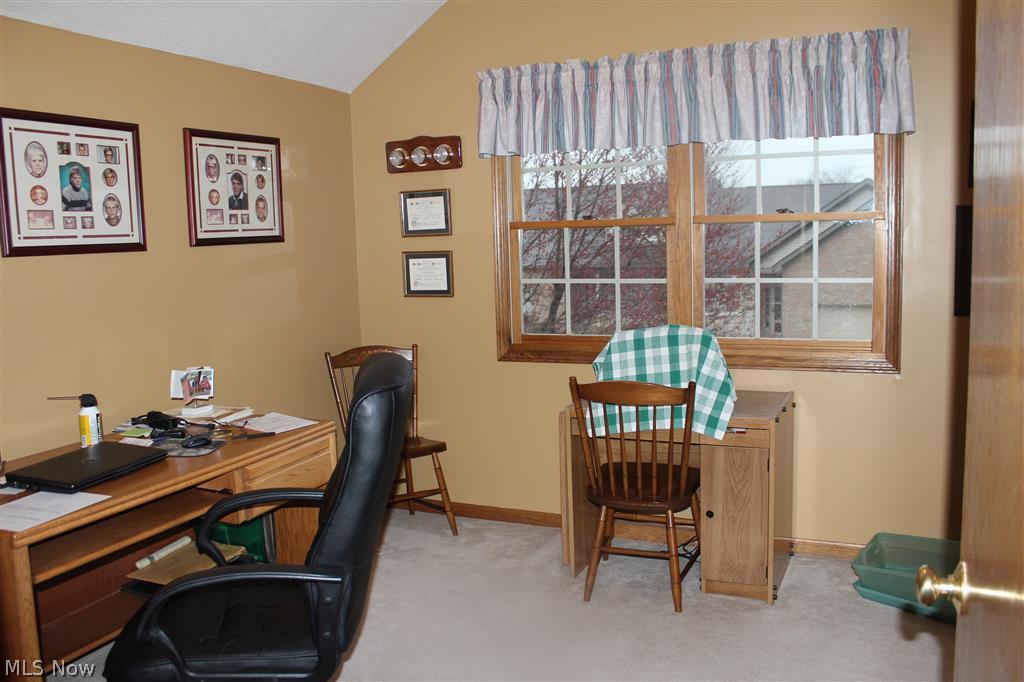 2529 Charing Cross Road Northwest Canton, OH 44708 - Photo 13 of 19 Gallery Image 13