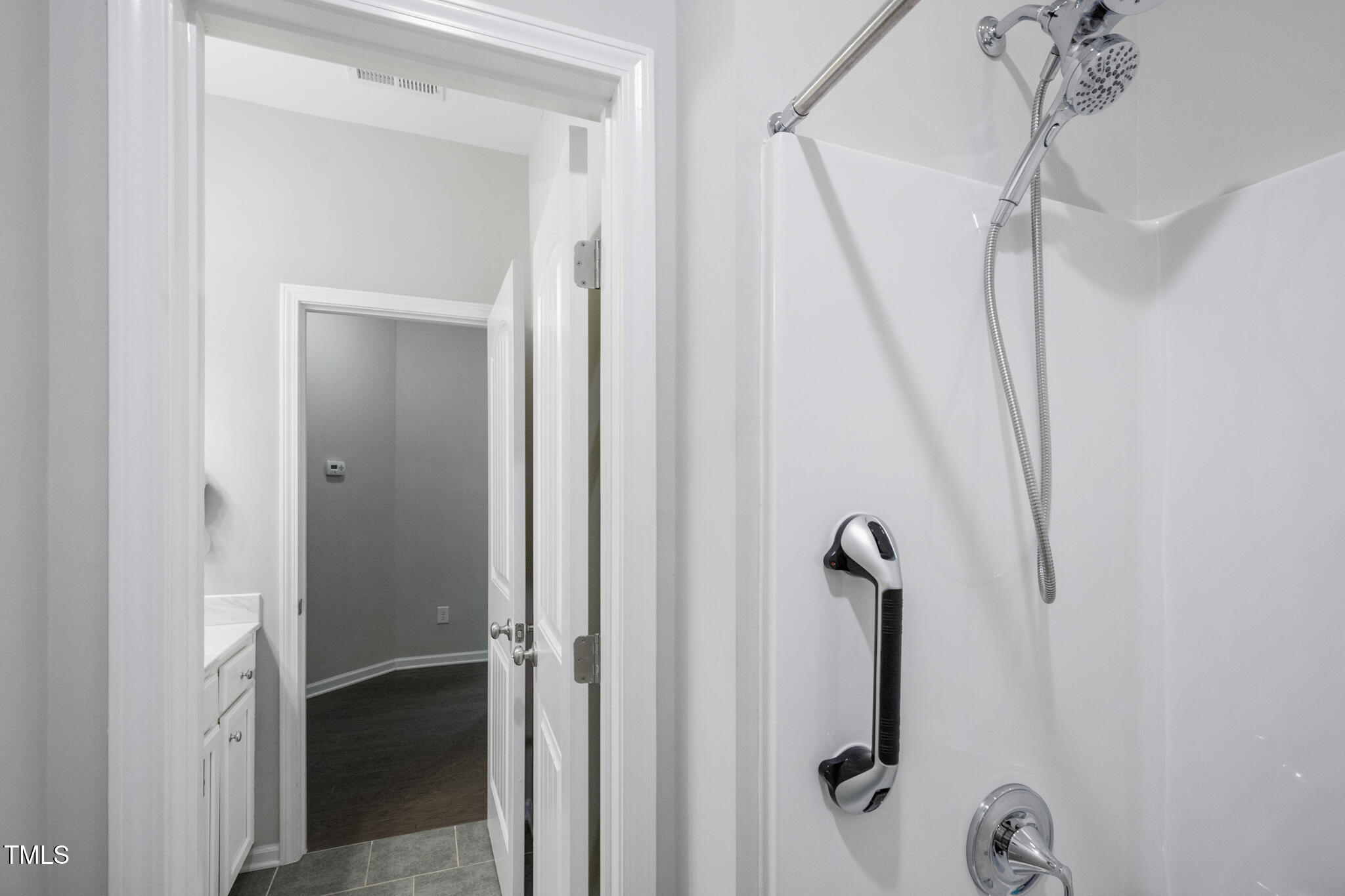217 Zante Currant Road Durham, NC 27703 - Photo 31 of 40 Hall Bath