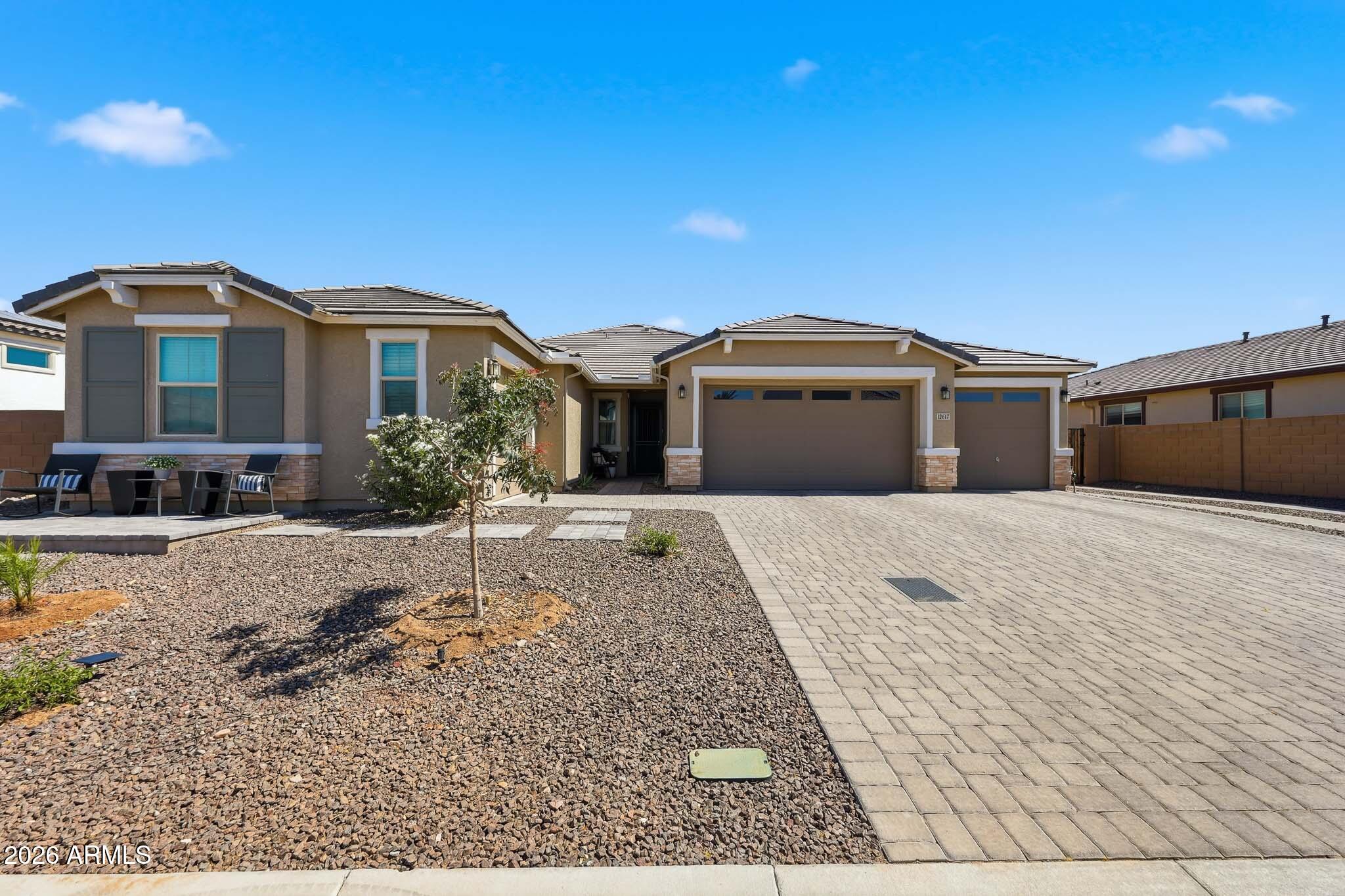12617 West Lawrence Road Glendale, AZ 85307 - Photo 7 of 58 A (1)