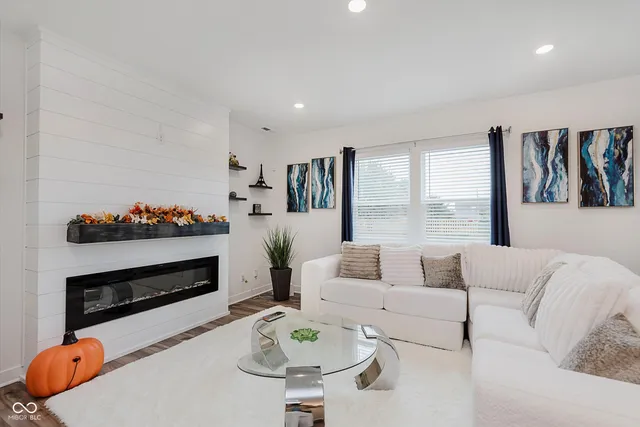 $389,900 | 7826 Hillway Drive, Camby, IN 46113