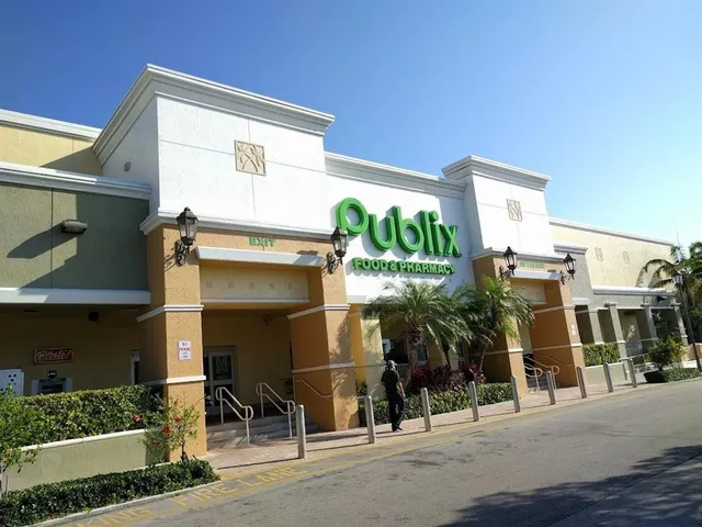 $1,750 | 2161 Northeast 68th Street, Unit 312, Fort Lauderdale, FL 33308