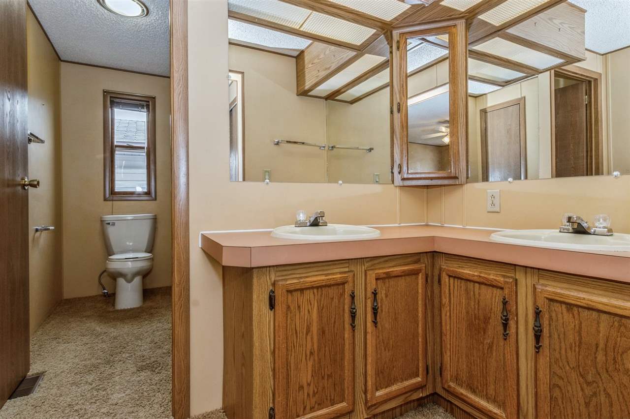 1590 Red Fox Way Marion, IA 52302 - Photo 12 of 23 Gallery Image 12