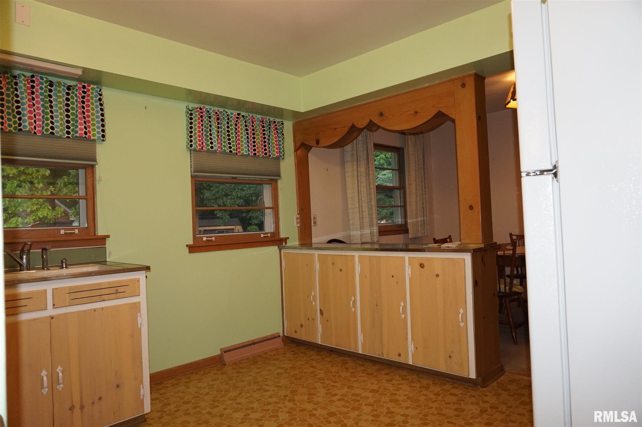 108 North Rustic Road East Peoria, IL 61611 - Photo 12 of 49 Gallery Image 12