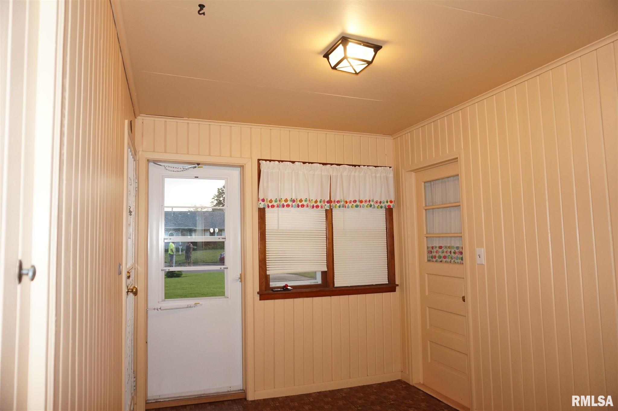 108 North Rustic Road East Peoria, IL 61611 - Photo 42 of 49 Gallery Image 42
